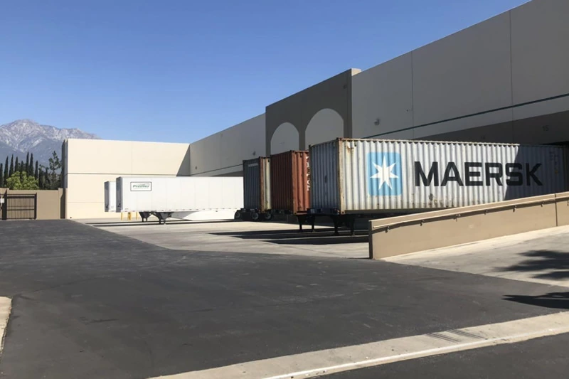 Spacious and secure Zbao Logistics international warehouse, designed for efficientfreight forwarding from Chinaand global distribution.