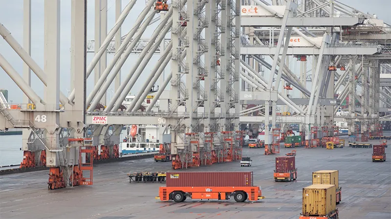 Yantian to US West Coast Guide (2026): Fastest Routes & Terminal Hacks