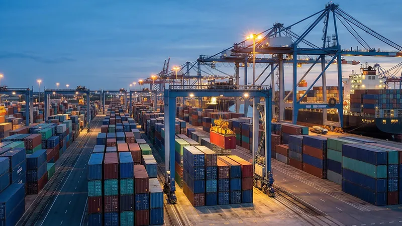 Sea Freight China to Canada 2026: FCL, LCL & DDP Guide